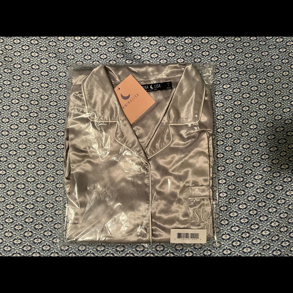 2 pairs top and bottom NWT Sz XL silky pajamas